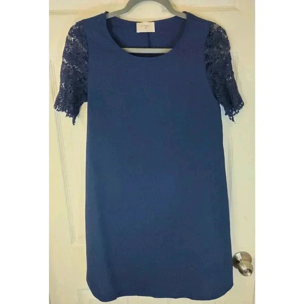Everly Midi Blue‎ Tunic dress size small